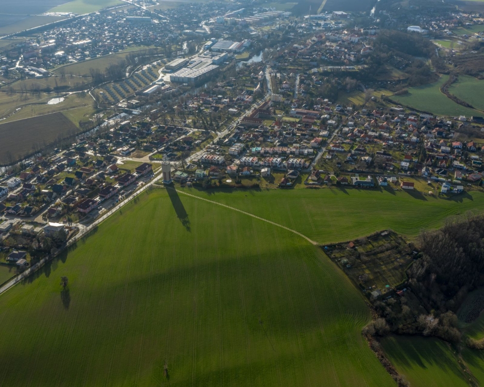 Pozemek v Benátkách nad Jizerou
